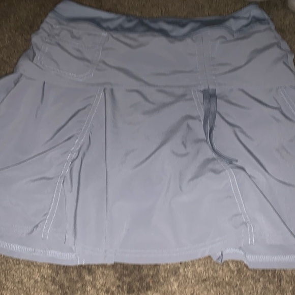 Athleta Wherever Skirt Skort Khaki Pleated Layered Style 219056, Size S or M - Picture 1 of 6